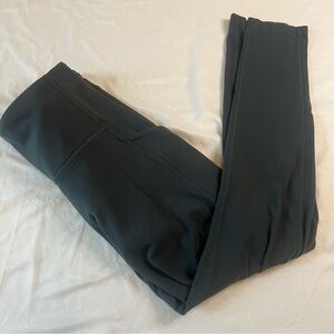 Aritzia TNA TnAction High Rise Leggings Dark Green size M
